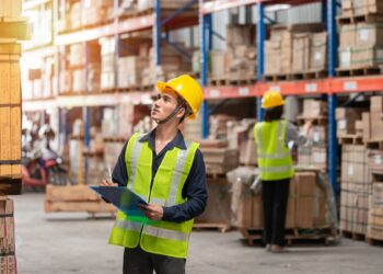 How to Background Check Warehouse Staff for Safe Hiring