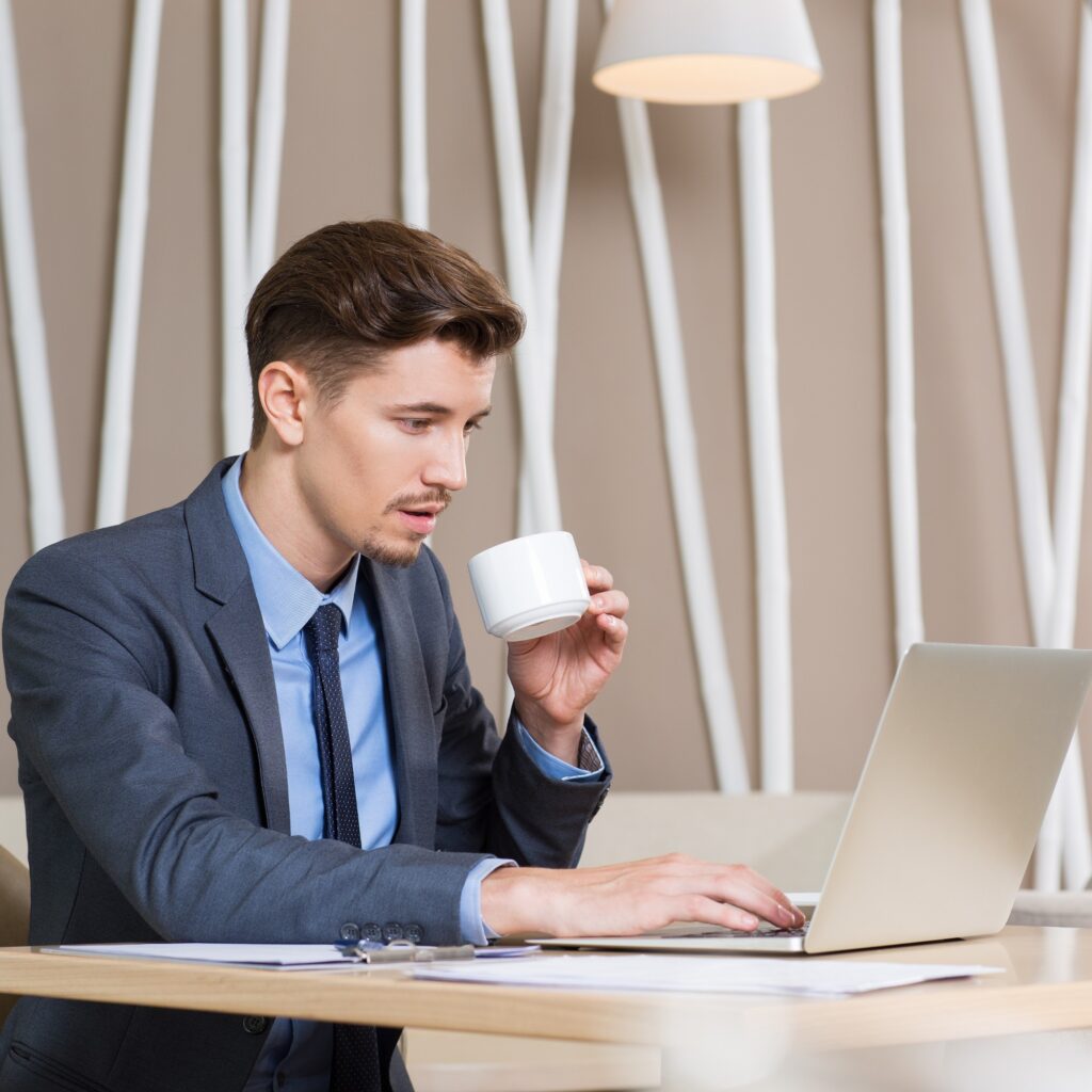 Sapphire’s Background Checks for Commercial Real Estate Professionals