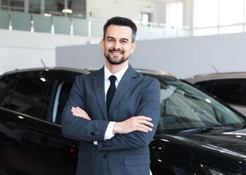Do Car Dealerships Check Credit for Employment?