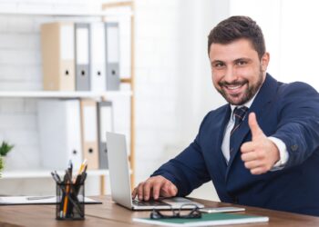 Do Restaurants Do Background Checks on Employees?