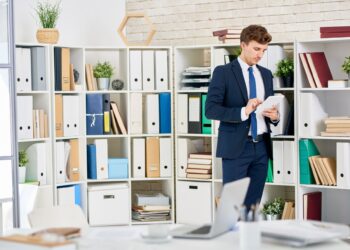 Guide to Nonprofit Background Check Requirements by State